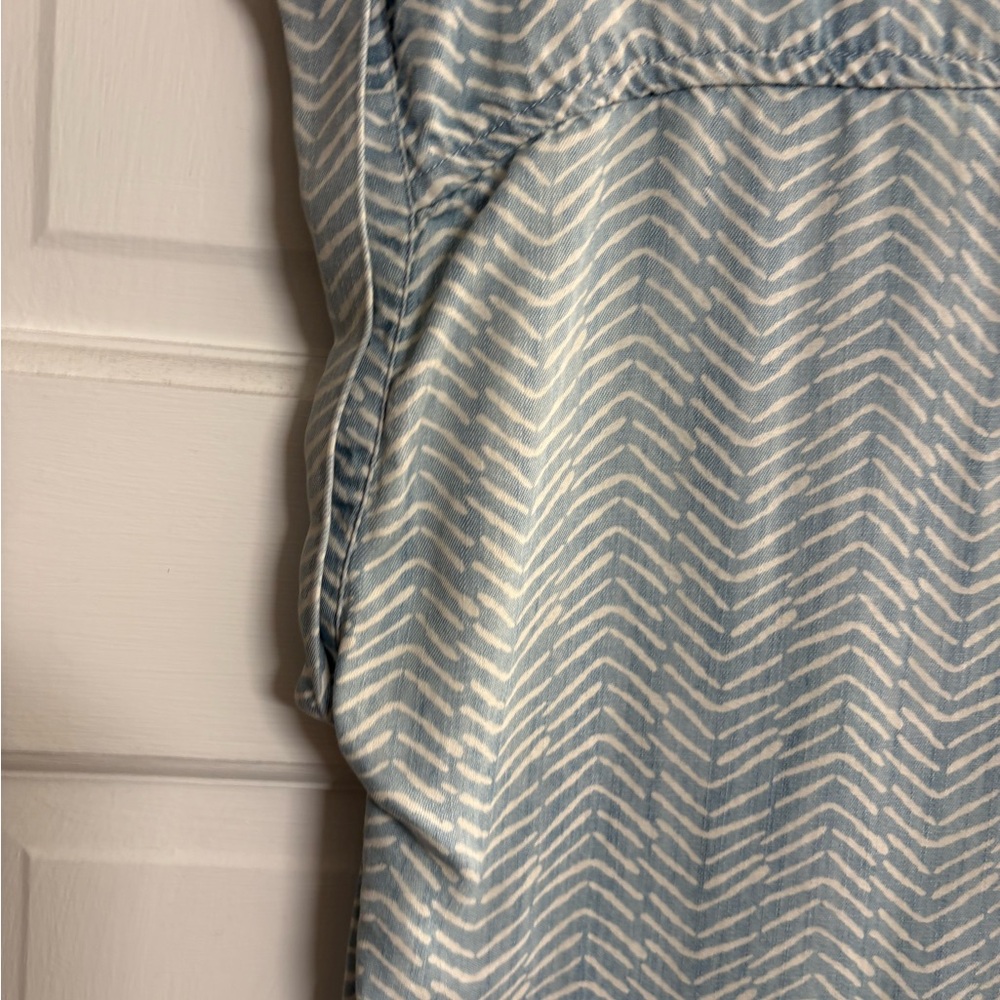 Vineyard Vines‎ Blue and White Zigzag Dress size 2 - Picture 12 of 12
